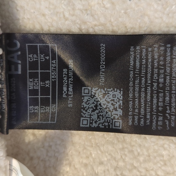 Guess Los Angeles Jacket - Picture 12 of 13